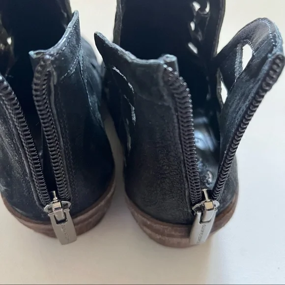 Vince Camuto Peera Black Leather Cut Out Ankle Bootie size 6.5 - Picture 12 of 13